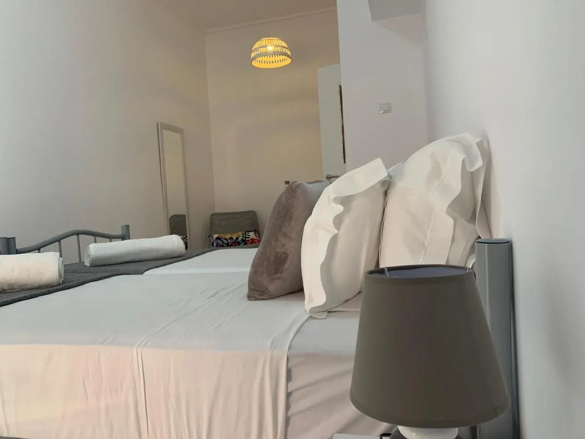Bed and breakfast Santo Amaro Apartment Lisboa